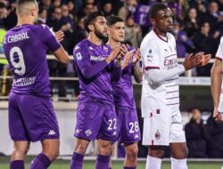 Sengit! AC Milan Ditaklukkan Fiorentina 1-2