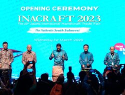 Gubernur Andi Sudirman Dampingi Sandiaga Uno dan Teten Masduki Buka Inacraft 2023