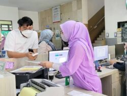 Makassar Raih Penghargaan Universal Health Coverage dari Wapres Ma’ruf Amin