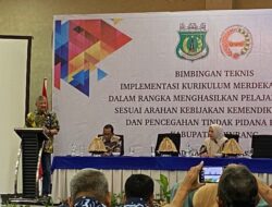 Buka Bimtek Implementasi Kurikulum Merdeka Belajar, Ini Pesan Bupati Pinrang