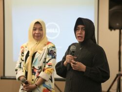 Indira Hadiri Seminar Kesehatan Nutric Bio Spray, Ajak Peserta Bangun Ekonomi Makassar Lewat Peluang Bisnis