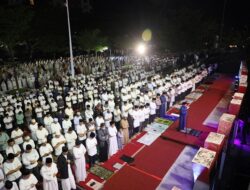 Ramadan ke-24, Masyarakat Antusias Ikuti Salat Subuh Berjamaah Pemkot Makassar