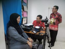 Disdukcapil Gowa Door To Door-kan Perekaman KTP Bagi Disabilitas dan Kunjungan ke Sekolah