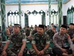 Momen Sinergitas Kodim dan Polres Gowa: Bersih-bersih Masjid hingga Shalat Jumat Bersama