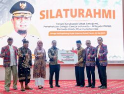 Gubernur Sulsel Serahkan Hibah Rp1 Miliar untuk FKUB