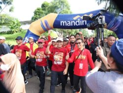 Danny Pomanto dan Bupati Budiman Kompak Jalan Santai dengan Masyarakat Lutim