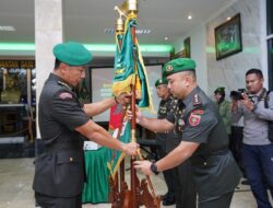 Pimpin Sertijab dan Penyerahan Jabatan, Pangdam XIV/Hsn: Jangan Benarkan Yang Biasa, Tapi Biasakan Yang Benar