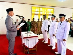 Bupati Lantik 3 Kepala Desa Terpilih di Sinjai Timur