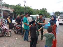 Ujung Tombak TNI AD di Wilayah, Babinsa Koramil 1409-03/Btm Bangun Kedekatan Melalui Jumat Berkah