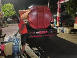 Respon Keluhan Warga, BPBD Sulsel Distribusikan Air Bersih di Kompleks Kodam 3 Makassar