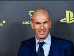 Zinedine Zidane Tolak PSG!