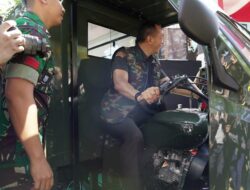 Pangdam XIV/Hasanuddin Lounching Sepeda Motor Ambulance, Bedah Rumah dan Bedah Halaman