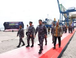 Dampingi KSAL Laksamana TNI Muhammad Ali, Wali Kota Jajal KRI Bung Karno-369