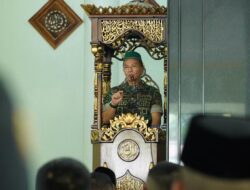 Safari Jumat di Yonif Raider, Pangdam XIV/Hsn: Sholat Itu Kewajiban dan Datangkan Keberkahan