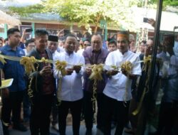 Andi Sudirman Sulaiman-Rudianto Lallo Resmikan Sekretariat IKA SMAN 6 Makassar