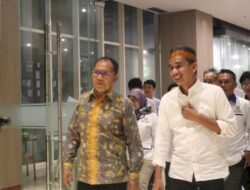 Rudianto Lallo Diganjar Penghargaan dari LKS Tripartif dan Dewan Pengupahan