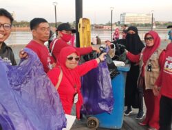 KPU Makassar Lakukan Sosialisasi Pemilu 2024 dan Bersih-bersih Pantai Losari