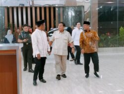 Berkunjung ke AAS Building, Prabowo Gelar Pertemuan Tertutup dengan Andi Amran Sulaiman