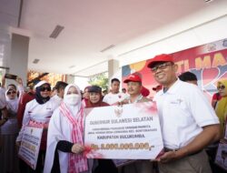 Gubernur Serahkan Sejumlah Bantuan di Bulukumba
