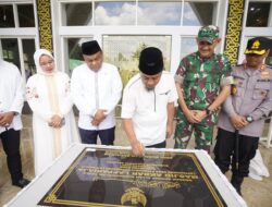 Resmikan Masjid Akbar Lappariaja, Gubernur Ajak Masyarakat Makmurkan Masjid dan Beri Kenyamanan Bagi Musafir