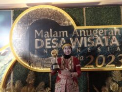 Desa Rinding Allo Terima Penghargaan Anugerah Desa Wisata Indonesia 2023 dari Menparekraf
