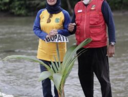 1000 Pohon Ditanam di Bantaran Sungai Masamba