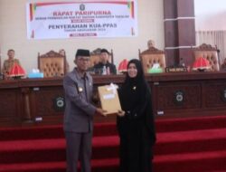 Sidang Paripurna, Pj Bupati Takalar Serahkan KUA-PPAS 2024 ke DPRD