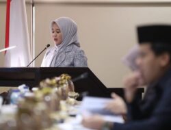 Fatmawati Rusdi Paparkan Jawaban Wali Kota Makassar Tentang Pajak Daerah dan Retribusi serta Perubahan APBD