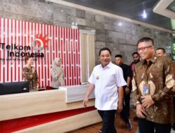 Bahtiar Kunker ke Kantor Telkom Regional VII, Dorong Peningkatan Layanan Telekomunikasi