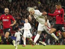 Sengit, MU Ditaklukkan Galatasaray 2-3