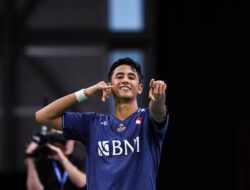 Alwi Farhan Ukir Sejarah, Jadi Juara Dunia Junior 2023