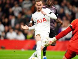 Kalahkan Fulham 2-0, Tottenham Rebut Puncak Klasemen