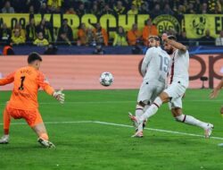 Hasil Liga Champions: PSG Keok, Barca Menang, Milan-Dortmund Imbang