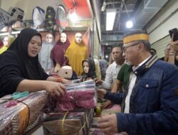 Berkunjung ke New Makassar Mall, Mendag Zulhas Ajak Pelaku UMKM Masuk Platform Digital