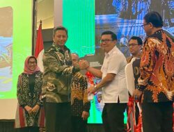 Bapanas Serahkan Mobil Laboratorium Keliling untuk Pemprov Sulsel