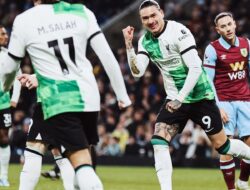 Menang di Markas Burnley, Liverpool Pimpin Klasemen Liga Inggris