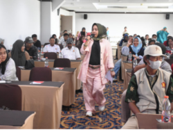 Anggota DPRD Makassar, Nunung Dasniar  Sosialisasi Perda Tentang Pendidikan Baca Tulis Al-Quran