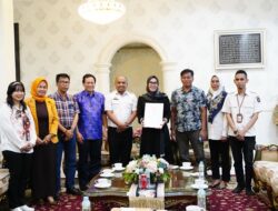 Pemprov Serahkan Berkas Hasil Seleksi Calon Anggota KI kepada DPRD Sulsel