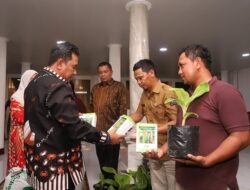 Jemput Bibit di Rujab Gubernur Sulsel, Kades Bonto Masunggu Siapkan Lahan 400 Hektare