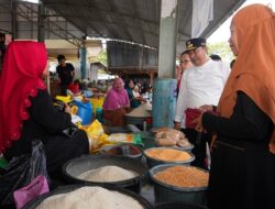 Bahtiar Kunjungi Pasar Cekkeng Bulukumba, Cek Stok dan Harga Pangan