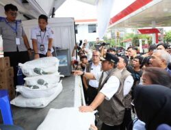 Cegah Kenaikan Inflasi, Pj Gubernur dan Wali Kota Tinjau Harga Komoditi di Pasar Pannampu