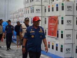 Wujudkan Pemilu Damai, Kadis Damkar Makassar Tinjau Sistem Proteksi Kebakaran Gudang Logistik Pemilu