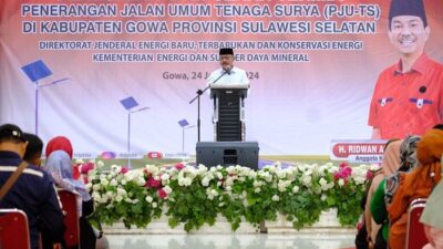 Pemkab Gowa Terima Penerangan Jalan Umum Tenaga Surya dari Kementerian ESDM