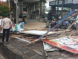 APK Masih Terpajang, Bawaslu Peringatkan Satu Persatu Melalui Telpon