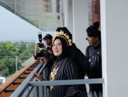 Sofha Marwah Bahtiar Kagumi Gedung Pinisi