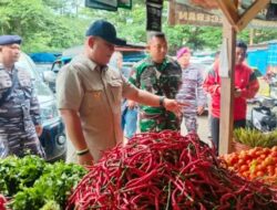Pj Bupati Pantau Pasar Sentral, Ini Beberapa Bahan Pokok yang Alami Kenaikan Harga