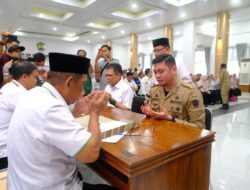 Penyerahan Zakat ASN Pemkab Gowa ke Baznas, Adnan Sampaikan Hal ini