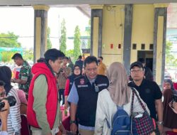 Detik-detik Heli Pembawa Bantuan Tembus Wilayah Terisolasi di Latimojong Luwu