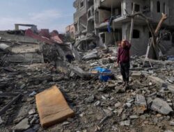 Israel Dikecam Usai Serangan di Camp Pengungsi Rafah Tewaskan 50 Orang