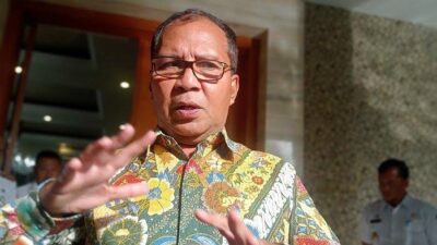 Danny Beri Isyarat Pilih IDP atau Adnan Purichta